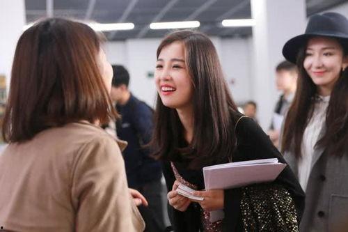 媒体爆料虞书欣视频,揭秘明星私下生活片段 第1张 媒体爆料虞书欣视频,揭秘明星私下生活片段 第1张