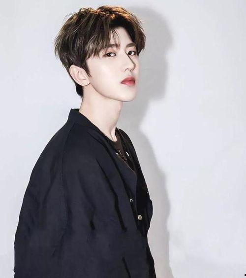 娱乐圈八卦吃瓜蔡徐坤视频,吃瓜群众狂欢时刻 第1张 娱乐圈八卦吃瓜蔡徐坤视频,吃瓜群众狂欢时刻 第1张